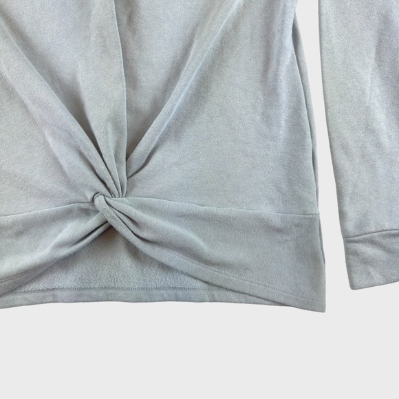 Place Light Blue Sweatshirt - Picture 8 of 15